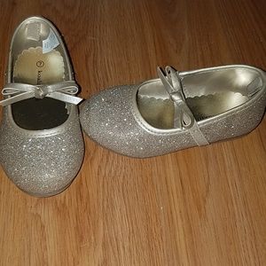 Gold flats